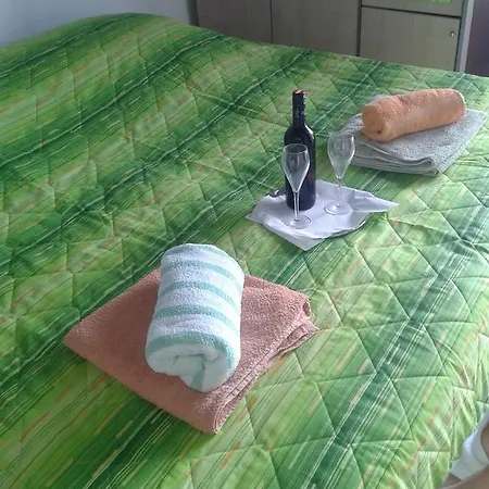 Smjestaj Domi מאקרסקה